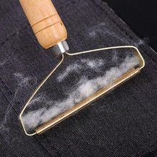 Load image into Gallery viewer, LintOut™ Portable Lint Remover
