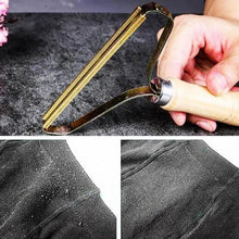Load image into Gallery viewer, LintOut™ Portable Lint Remover
